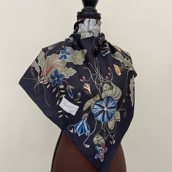 New Gucci Floral Kris Knight Floral Print Silk Scarf with Gucci Gift Box - Picture 3 of 15